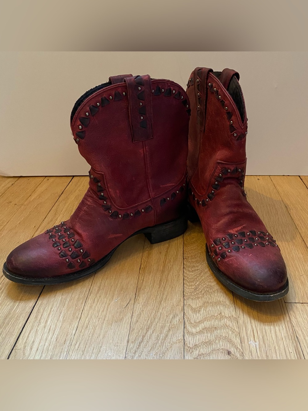 Lane Boots Women’s 7.5 Leather Red Studded Embroidered Western Cowgirl Mid Calf